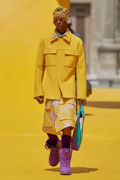 Look 51